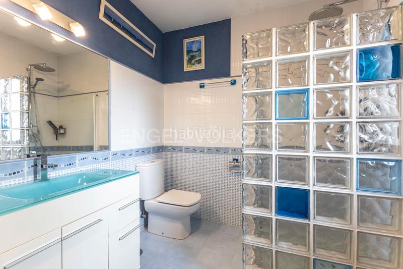 Foto 136887d2-b494-4542-93d1-962e654ea6e9. Casa amb calefacció aparcament piscina a Soto del Real