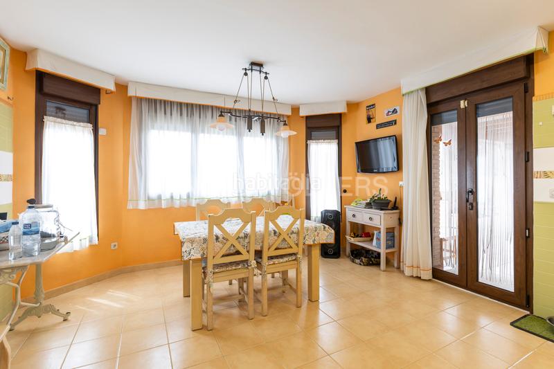 Foto c5e7554b-539d-4a26-bc78-278b9e781538. Casa amb calefacció aparcament piscina a Soto del Real