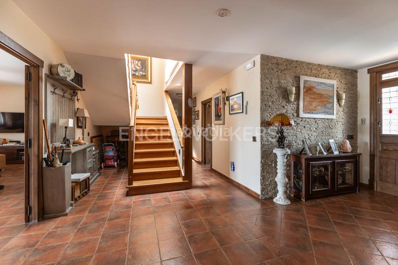 Foto c922e5ae-21ac-4df4-aa11-3727903217e2. Casa amb calefacció aparcament piscina a Soto del Real