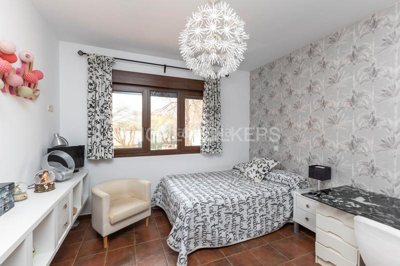 Foto eb44fdae-8b8f-41e4-9e1a-04156568b7aa. Casa amb calefacció aparcament piscina a Soto del Real