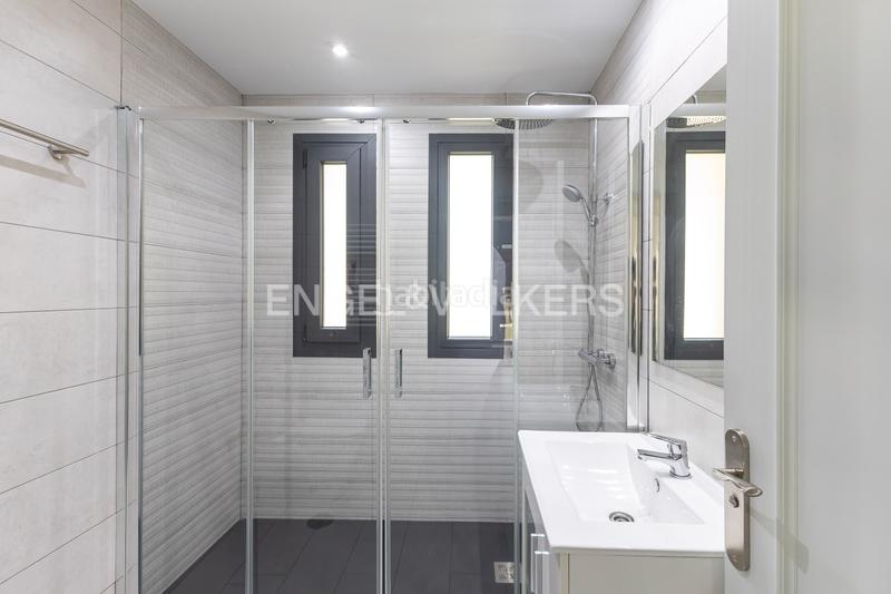 Foto a8671ac3-a91f-4190-af74-f29215498be0. Affitto casa con riscaldamento parcheggio piscina in La Moraleja