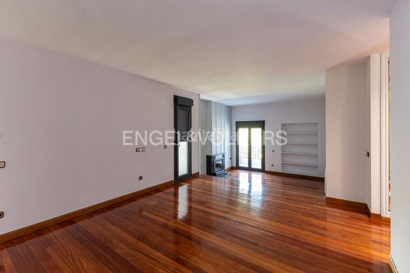 Foto b707db1d-9776-46a6-a72d-a5fff986694e. Rent house with heating parking pool in urbanización La Moraleja La Moraleja