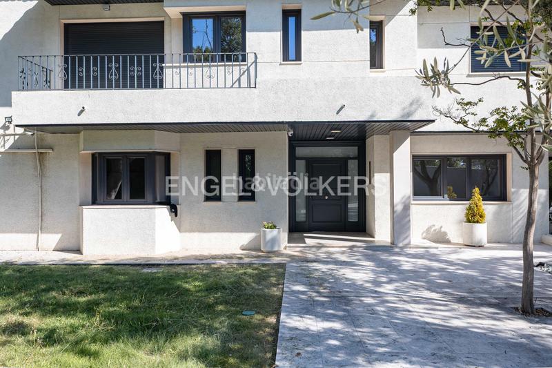 Foto e9d82a0f-12f1-4042-9ab6-3091a97faa10. Rent house with heating parking pool in urbanización La Moraleja La Moraleja