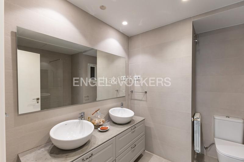 Foto 56066988-40ab-4719-9c1a-5d1e58625f95. Apartament amb calefacció aparcament a Gaztambide Madrid