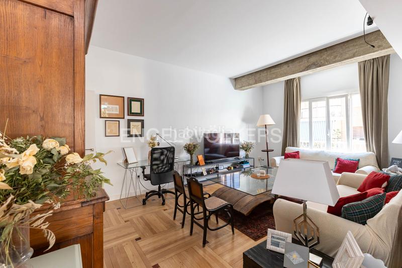 Foto f6744085-e684-419c-92cc-cf44111a354a. Apartament amb calefacció aparcament a Gaztambide Madrid