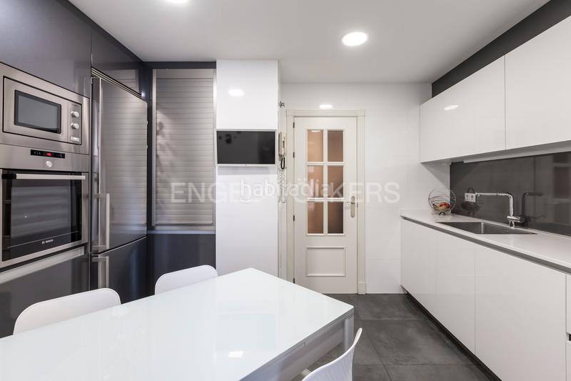 Foto 393a520b-f301-4d78-b929-0af7570f3f95. Appartement avec chauffage parking piscine dans Aravaca Madrid