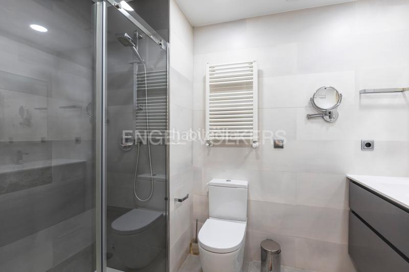 Foto 8fbeef77-f812-4081-8815-c53b49cacd42. Appartement avec chauffage parking piscine dans Aravaca Madrid