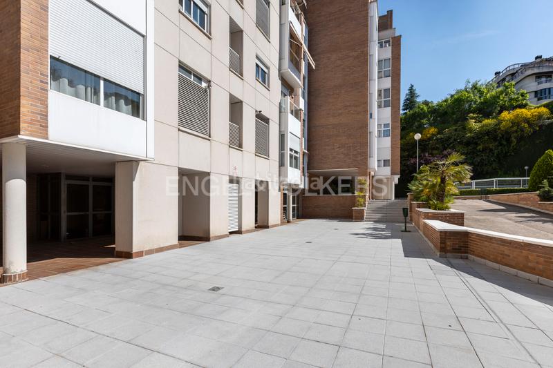 Foto bf18ed99-8825-4365-bcfd-70704c17a703. Appartement avec chauffage parking piscine dans Aravaca Madrid