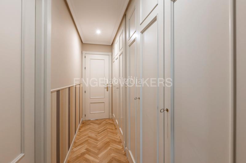 Foto dd14f5aa-3045-4e82-9dfe-c6cdacf4cda9. Appartement avec chauffage parking piscine dans Aravaca Madrid