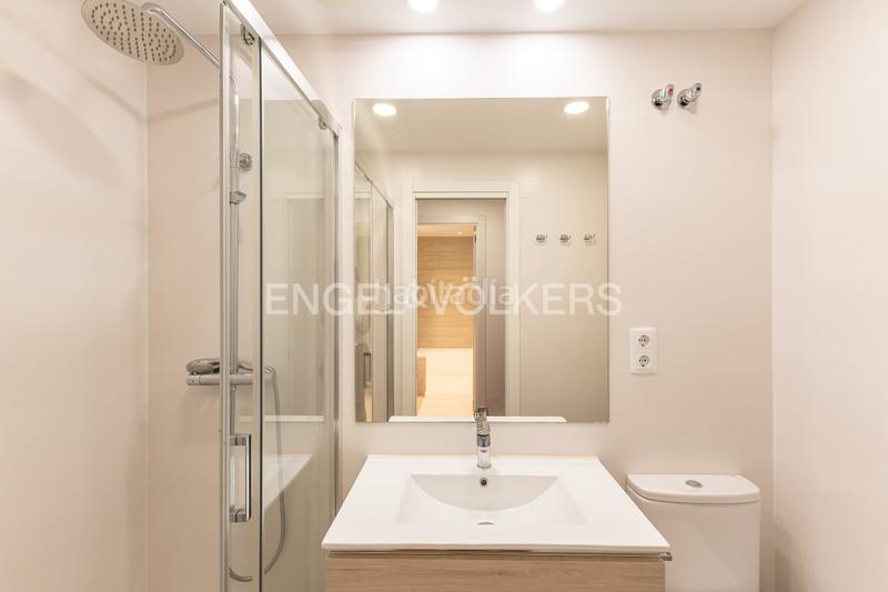 Foto 14d38c76-2976-430f-b9f3-fbd573d9f256. Location appartement avec chauffage parking piscine dans Madrid