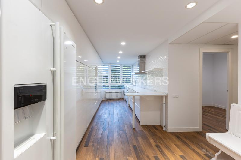 Foto 55cce82c-6d21-4df6-9b23-6c6515e76028. Location appartement avec chauffage parking piscine dans Madrid