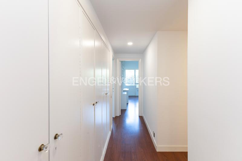 Foto 883a4535-9d74-4089-8dfb-348d05bd5991. Location appartement avec chauffage parking piscine dans Madrid