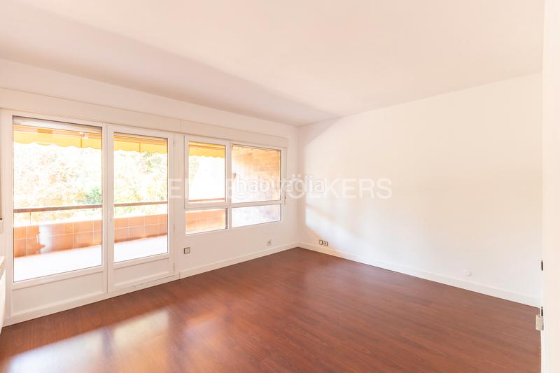 Foto a8ef9bda-3ff0-4fc8-b2d2-e5368e5bec44. Location appartement avec chauffage parking piscine dans Madrid