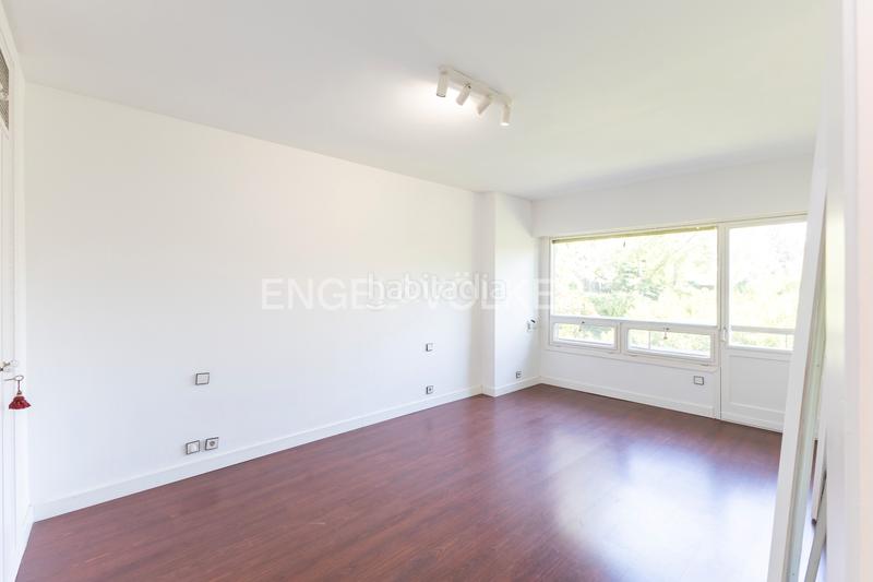 Foto f36aa33b-c558-4ae5-932c-794754533773. Location appartement avec chauffage parking piscine dans Madrid