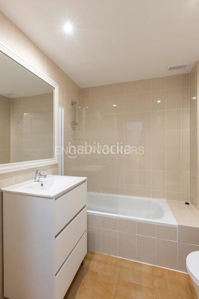 Foto 0bed8add-ec98-4b09-b506-d7f917bb8d2a. Rent house with heating parking pool in Avenida Europa Pozuelo de Alarcón