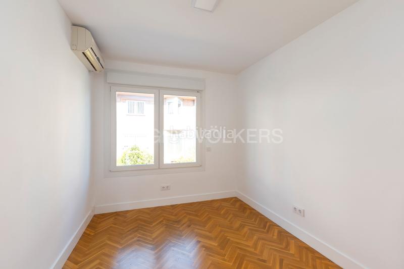 Foto 188f66ea-cb76-49ed-8fe8-5f0986318630. Rent house with heating parking pool in Avenida Europa Pozuelo de Alarcón