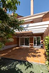 Rent House  Calle de la estrella polar. Maravillosa casa adosada en pozuelo.