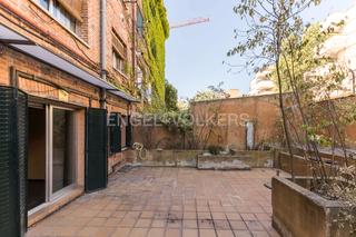 Appartement à Colina. Oportunidad en arturo soria encantador piso para reformar en col