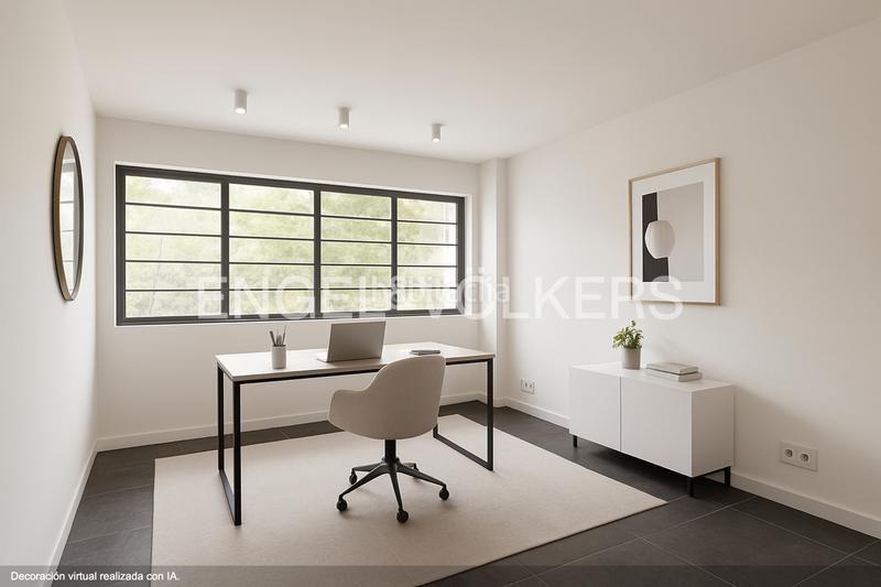 Foto 1cc99c7c-23c3-41e0-b3b3-606628cd9df2. Apartamento oportunidad en arturo soria encantador piso para reformar en Colina. en Madrid