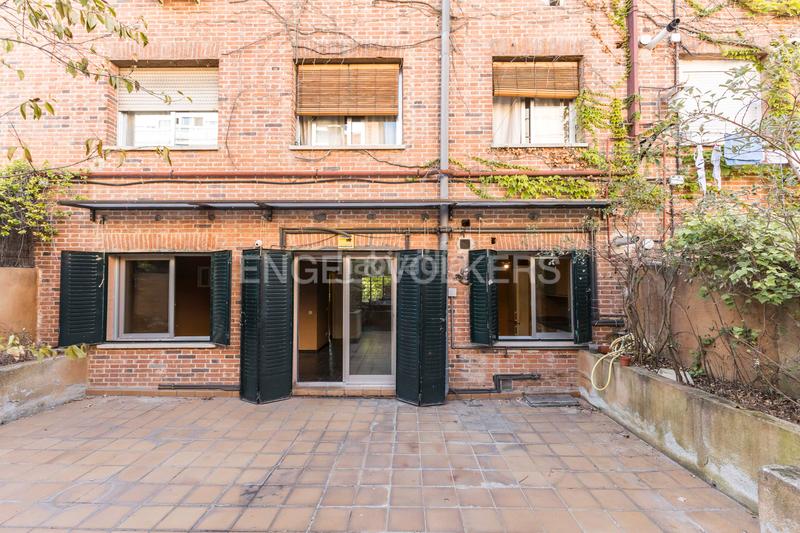 Foto 6d0078f9-1e92-4e04-80da-7a3c791768c8. Apartamento oportunidad en arturo soria encantador piso para reformar en Colina. en Madrid