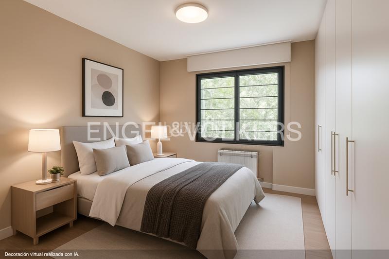 Foto aca59bee-3148-4ffa-8449-5f6ee2ddde0e. Apartamento oportunidad en arturo soria encantador piso para reformar en Colina. en Madrid