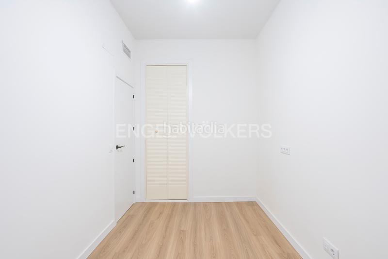 Foto 52d1b8c3-92c2-41c0-bf29-cffdcdb27b7b. Apartamento excepcional piso reformado junto al retiro en Madrid
