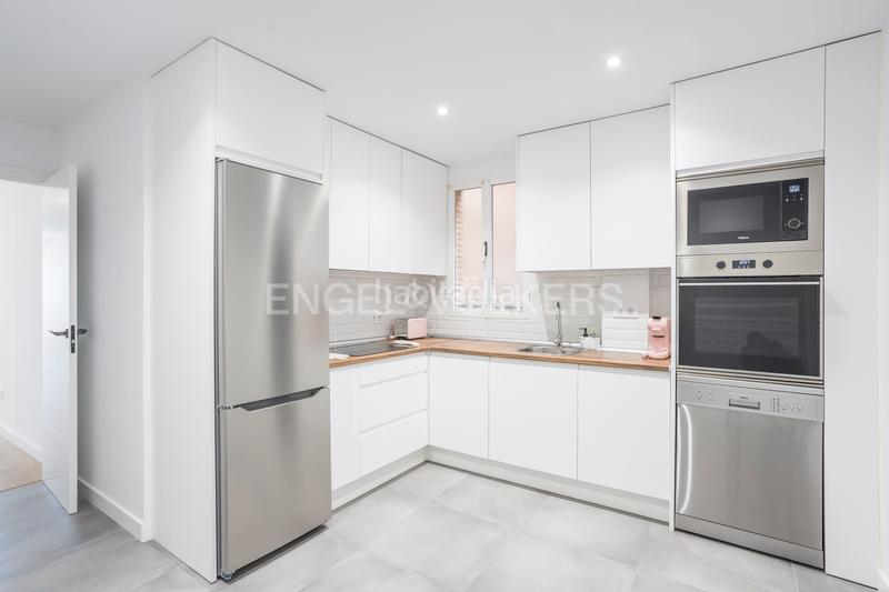 Foto 80ddbf3d-aebf-48ae-95e6-5a728800081e. Apartamento excepcional piso reformado junto al retiro en Madrid