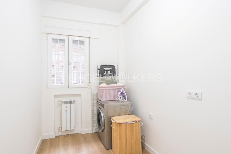 Foto 865647e2-60ef-49d4-8aaa-f676d9ba1cd2. Apartamento excepcional piso reformado junto al retiro en Madrid