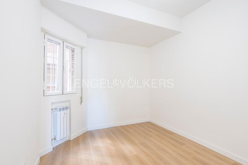 Foto 8a118385-844b-41bf-b7af-afcf72c45705. Apartamento excepcional piso reformado junto al retiro en Madrid