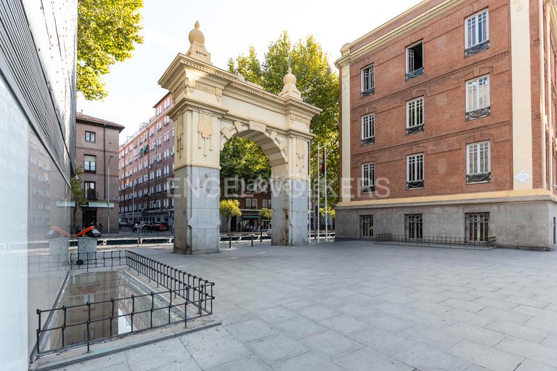 Foto bfc26b47-a57b-4178-9021-40ef2c52f513. Apartamento excepcional piso reformado junto al retiro en Madrid