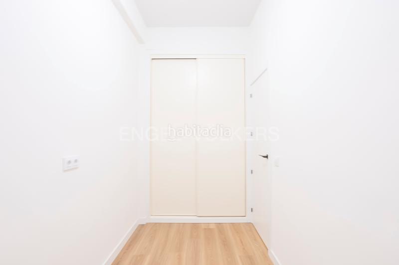 Foto ddc75e0f-a69f-45cf-8612-235ce0ec71f8. Apartamento excepcional piso reformado junto al retiro en Madrid