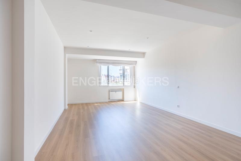 Foto f6bce7aa-782d-4100-b1c1-acb9307d41ef. Apartamento excepcional piso reformado junto al retiro en Madrid
