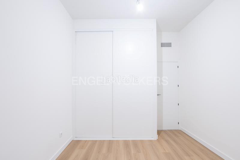 Foto fddceabb-3b00-42c9-b855-77655cedffa4. Apartamento excepcional piso reformado junto al retiro en Madrid