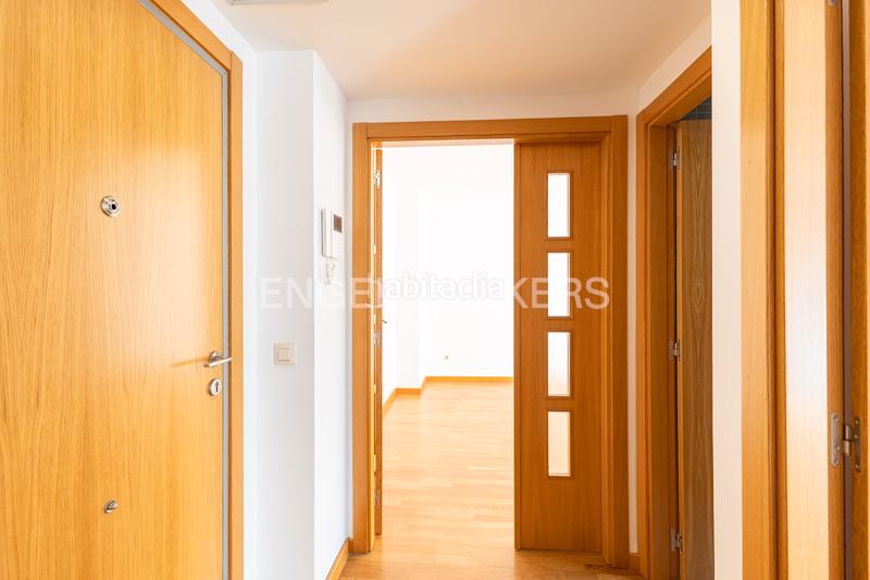 Foto 8ba2eaf5-b729-487d-ba16-b0816b8a1cff. Appartement avec chauffage parking piscine dans Butarque Madrid
