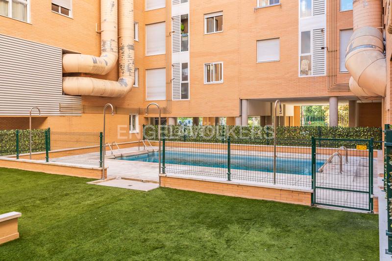 Foto c23e59b7-e379-4526-9d4a-e2c3e529fe59. Appartement avec chauffage parking piscine dans Butarque Madrid