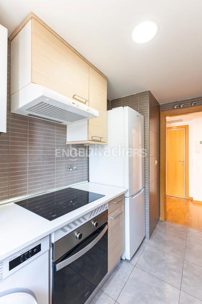 Foto d2fc8e80-57c8-48ab-a1c1-c06dd3d5b613. Appartement avec chauffage parking piscine dans Butarque Madrid