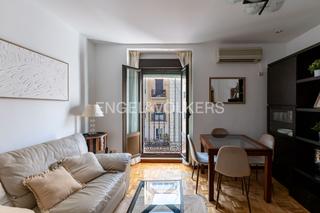 Alquiler Apartamento en Trafalgar. Piso exterior amueblado 3 habitaciones