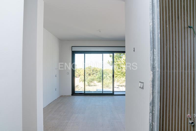 Foto b555c170-6550-44c0-bd17-6ebb0c359dc6. Casa adossada amb calefacció aparcament piscina a Boadilla del Monte