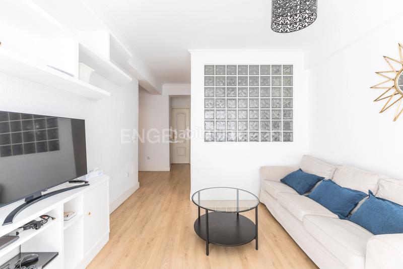 Foto b57d6171-d5e5-4b48-80b8-4a7f4310c20f. Piccolo appartamento con riscaldamento in Guindalera Madrid