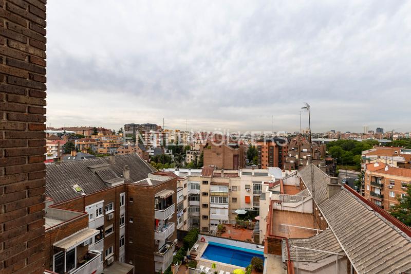 Foto 4bfdfdb2-120d-4d3d-8021-10455956e338. Piccolo appartamento con riscaldamento parcheggio piscina in Madrid