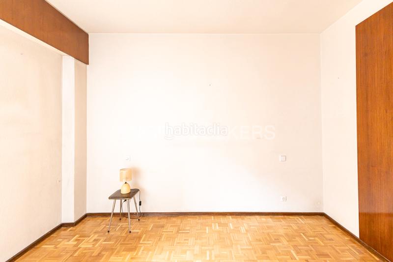 Foto 7527c77c-3922-4fe2-8988-90f22a992531. Piccolo appartamento con riscaldamento parcheggio piscina in Madrid