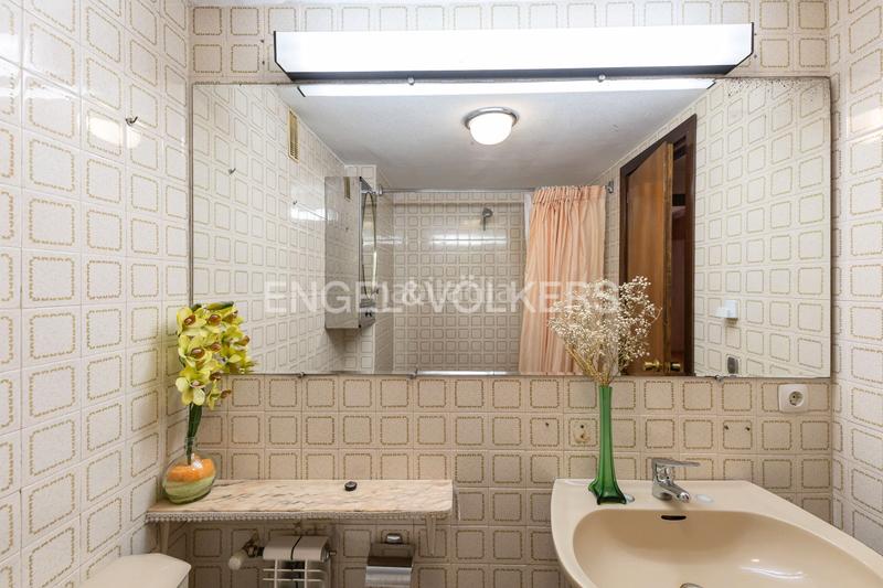 Foto 8bec09cf-4a6f-449b-a707-4e88b577359a. Piccolo appartamento con riscaldamento parcheggio piscina in Madrid