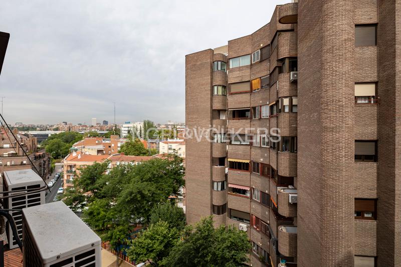 Foto b319aa07-69c9-426d-a1f4-7789e70ef205. Piccolo appartamento con riscaldamento parcheggio piscina in Madrid