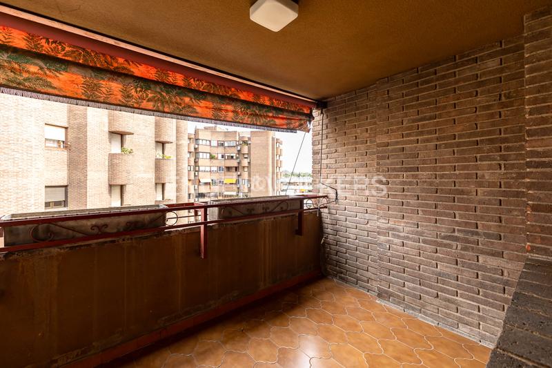 Foto bb9e6fc2-8bbb-4b91-930e-1bcc1cdbead5. Piccolo appartamento con riscaldamento parcheggio piscina in Madrid