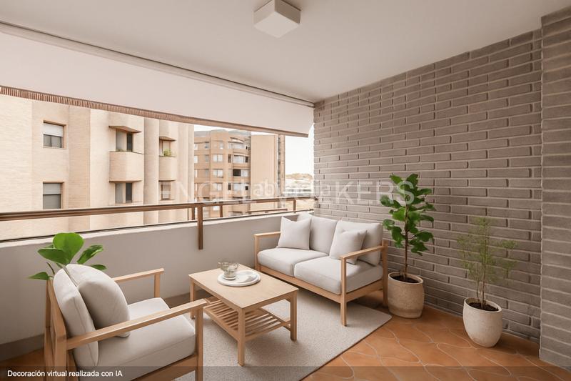 Foto f8d19100-d3bc-413a-bd5a-7924cf029489. Piccolo appartamento con riscaldamento parcheggio piscina in Madrid