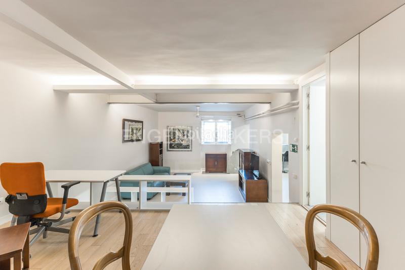 Foto 2ead132c-a24e-4af2-969d-ec013f763988. Loft mit heizung in Fuente del Berro Madrid