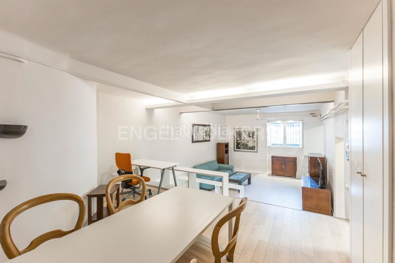 Foto 4b3a2907-1523-480a-83fe-f9e37f1ef599. Loft mit heizung in Fuente del Berro Madrid