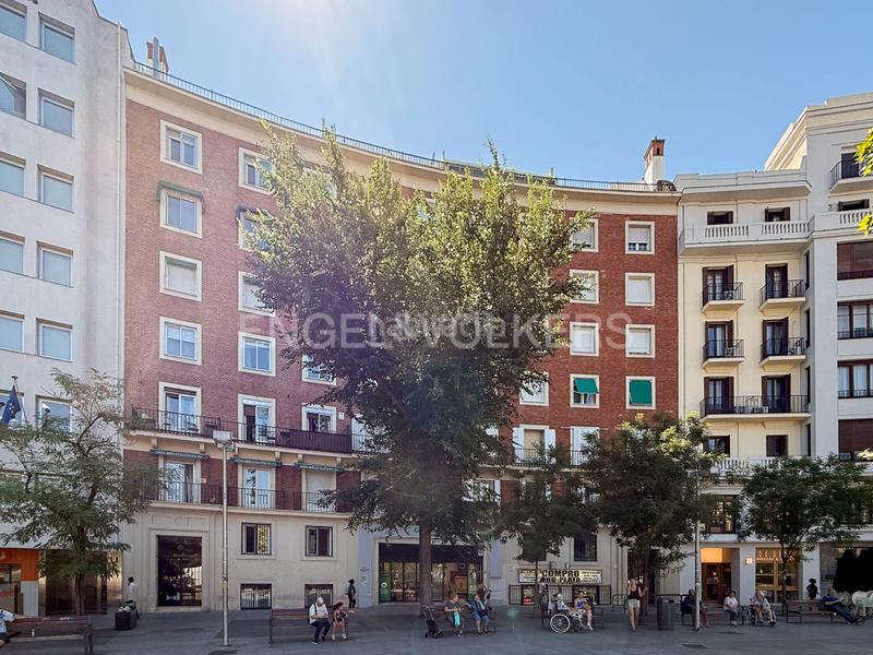 Foto 696d6ce2-3fac-4ab0-8f5e-03398fa72a20. Loft mit heizung in Fuente del Berro Madrid