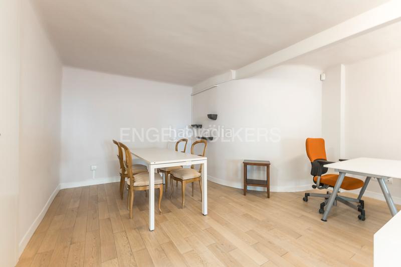 Foto ece8ff26-4c0f-4029-9250-1d6fb0097f15. Loft mit heizung in Fuente del Berro Madrid