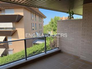 Lloguer Apartament  Calle junta de castilla y león. Piso con terraza y piscina en boadilla del monte.